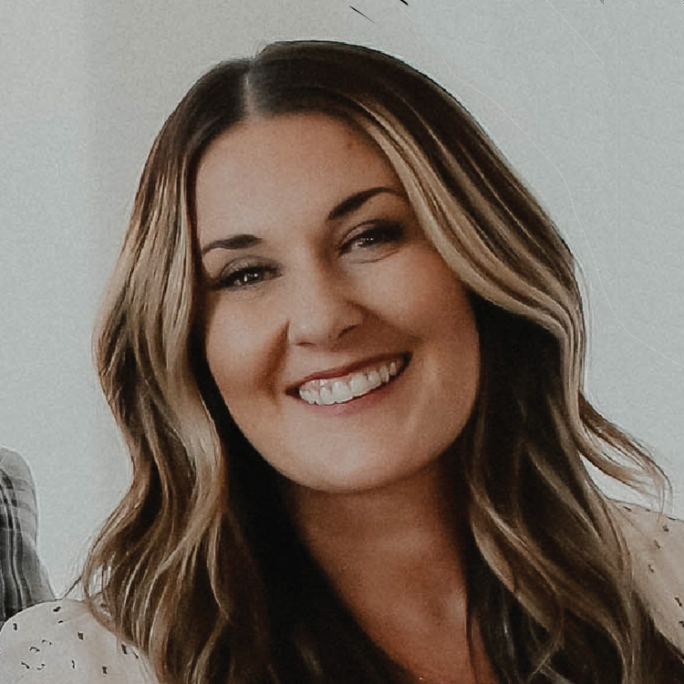 Sara-Carlisle-Profile-Image-by-ppmgj.com